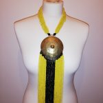 Collier Bronze et en perles Jaune et Noir 1