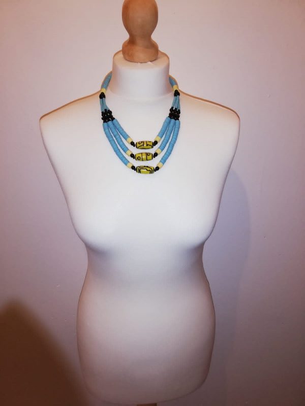 Collier en Ivoire Bleu et Jaune 2
