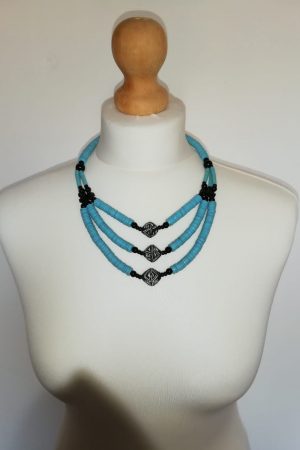 Collier en Ivoire Bleu et Noir 1