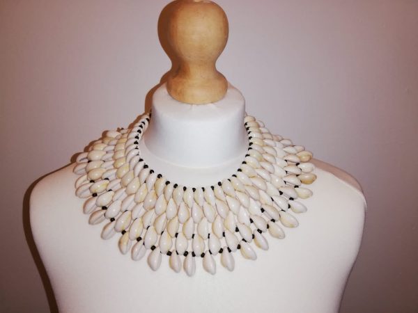 Collier en Kori 1
