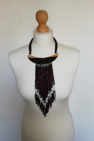 Collier en perles Noir et Blanc 1